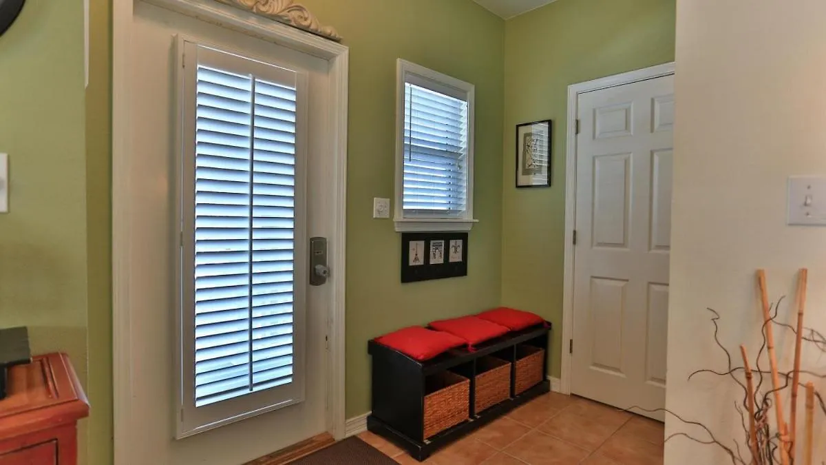 Aventon - Is A 3 Bedroom Home That Is An Easy Walk To The Beach With Communal Pool Destin 0*,  United States